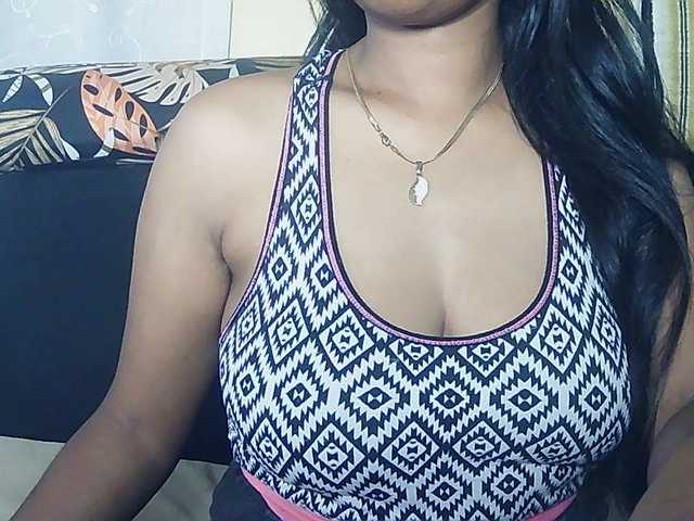 Happyi live cam on BongaCams