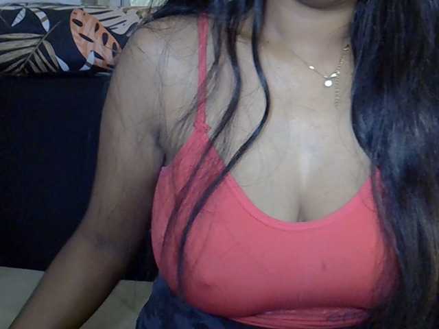 Happyi live cam on BongaCams