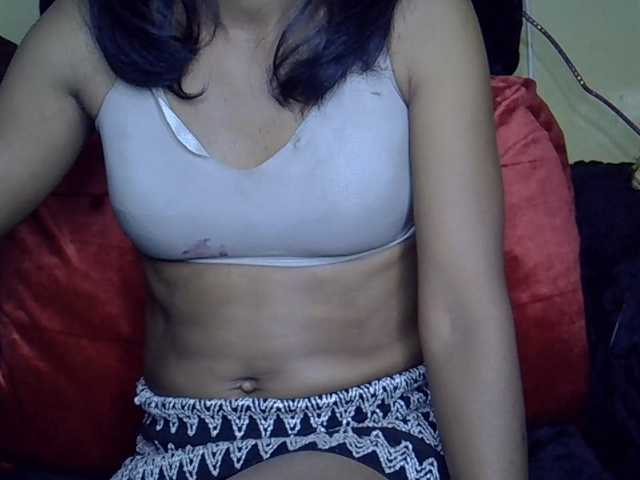 Happyi live cam