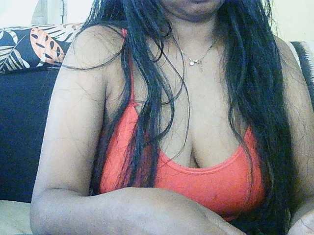 Happyi live cam on BongaCams