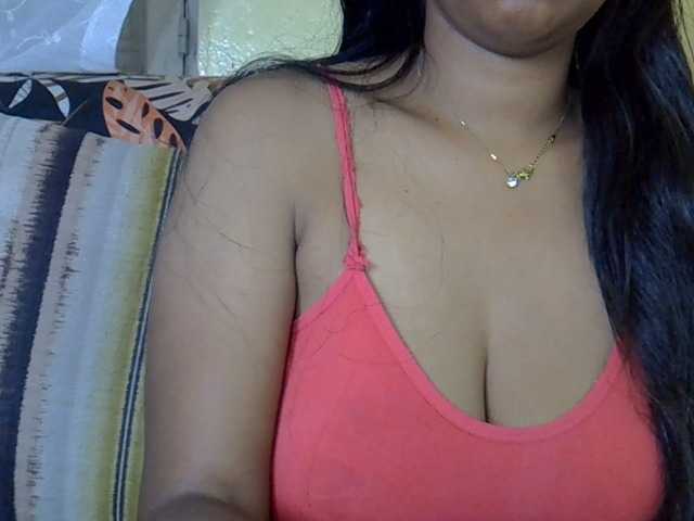 Happyi live cam on BongaCams