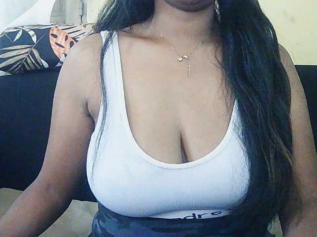 Camgirl Happyi sur Bongacams
