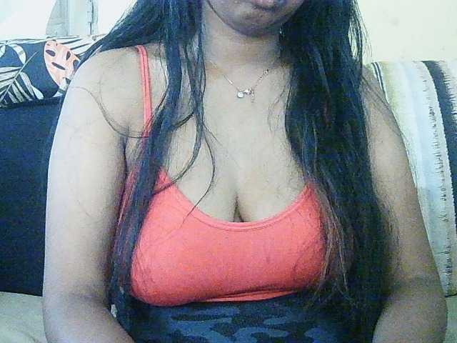 Happyi live cam on BongaCams