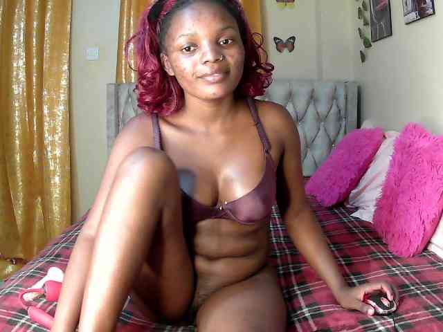 Lovelyquincy webcam