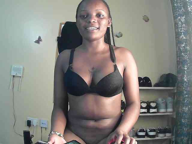 Lovelyquincy webcam