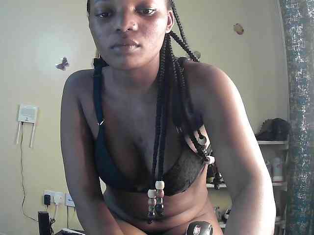 Lovelyquincy webcam