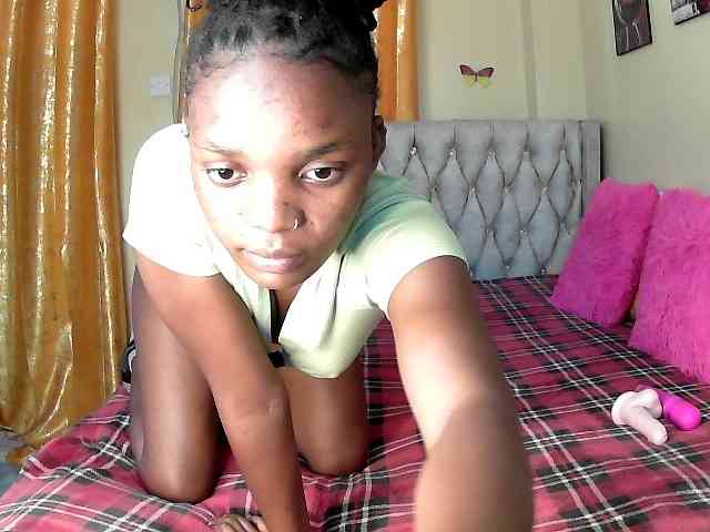 Lovelyquincy webcam