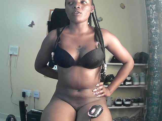 Lovelyquincy webcam