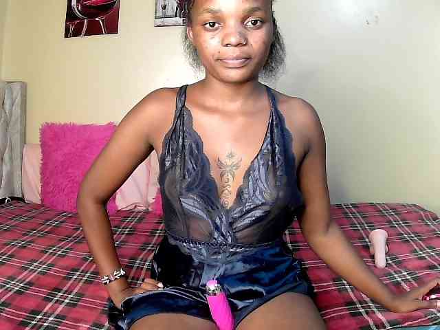 Lovelyquincy webcam