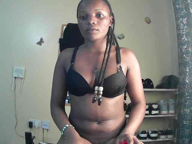 Lovelyquincy webcam