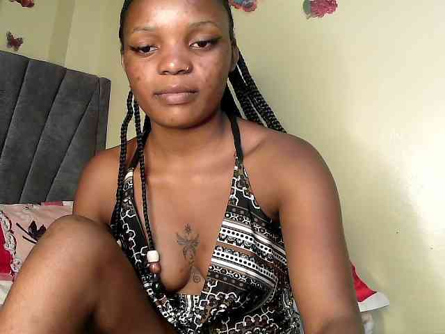 Lovelyquincy webcam