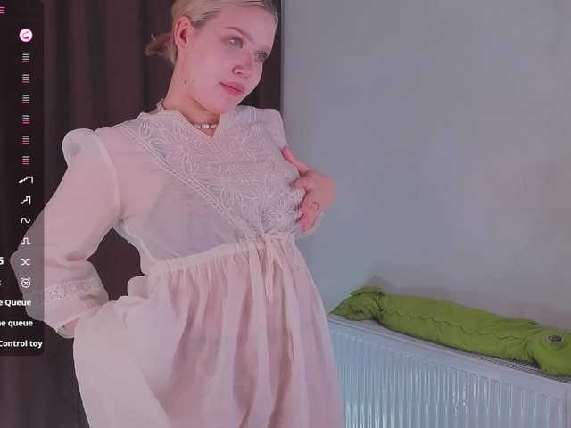 Virelya live cam on BongaCams