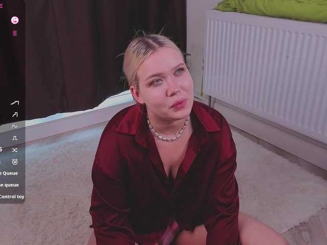 Virelya live cam on BongaCams
