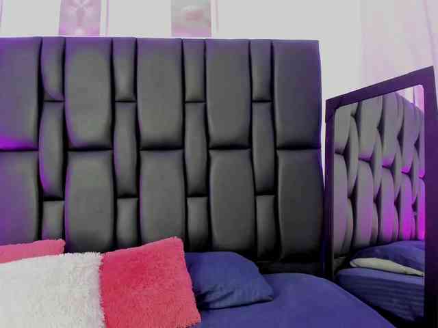 SharonStorm webcam