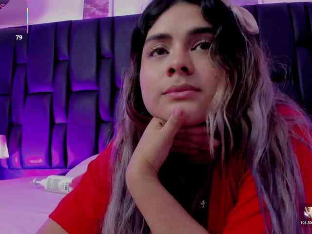 SharonStorm webcam