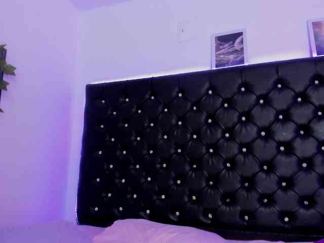 SharonStorm webcam