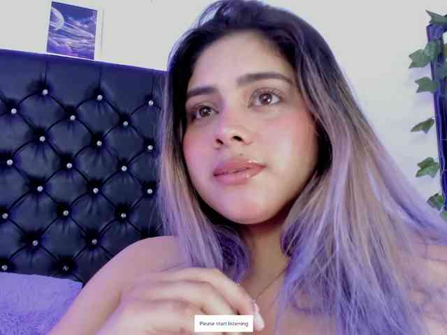 SharonStorm webcam
