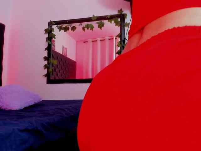 SharonStorm webcam