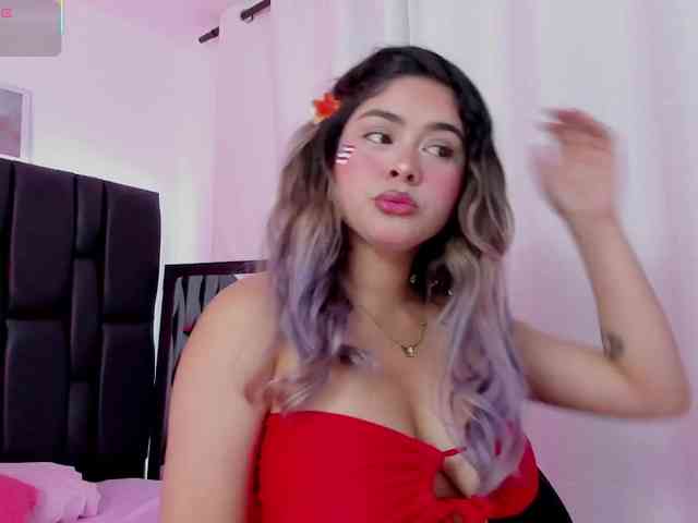 SharonStorm webcam