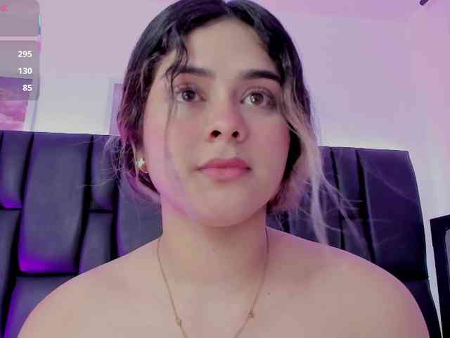SharonStorm webcam