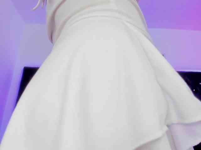 SharonStorm webcam
