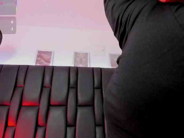 SharonStorm webcam