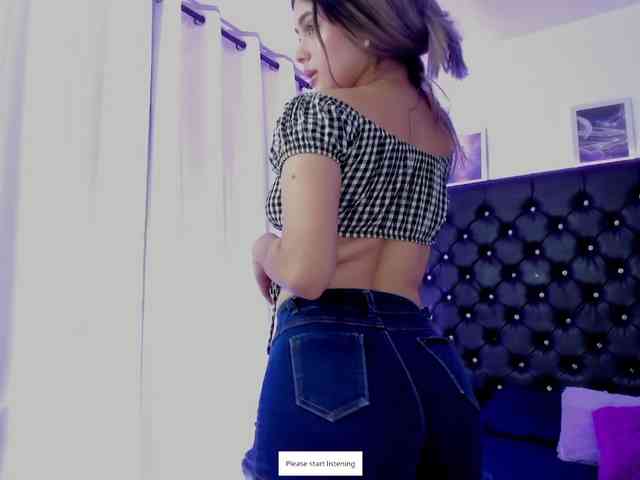 SharonStorm webcam