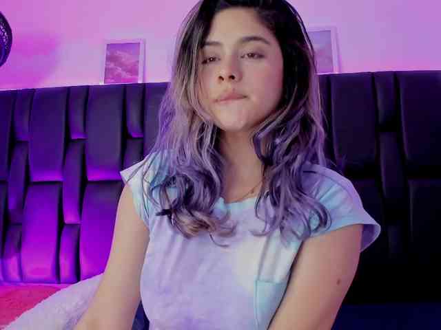 SharonStorm webcam