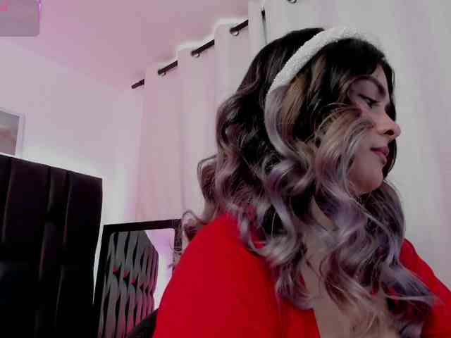 SharonStorm webcam