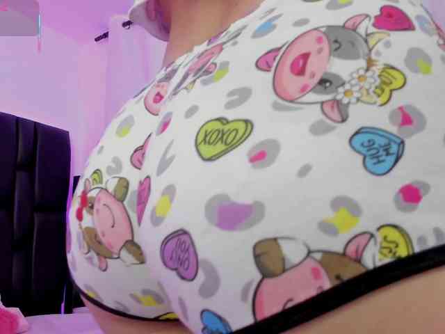 SharonStorm webcam