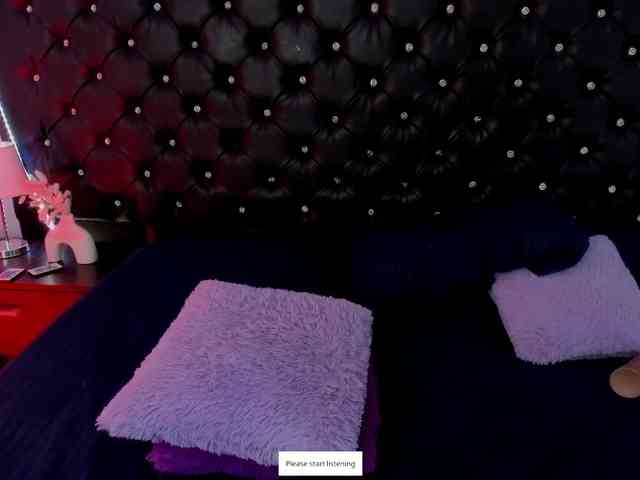 SharonStorm webcam