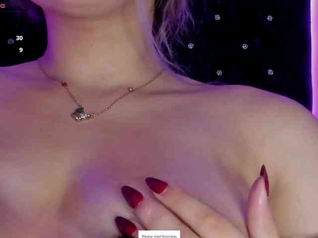 SharonStorm webcam