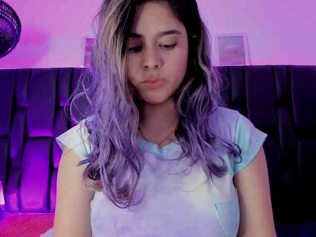 SharonStorm webcam