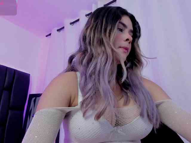 SharonStorm webcam