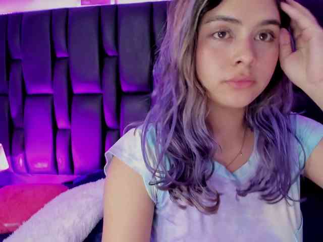 SharonStorm webcam