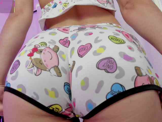SharonStorm webcam