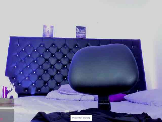 SharonStorm webcam