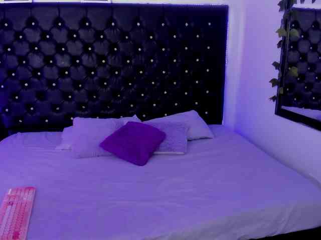 SharonStorm webcam