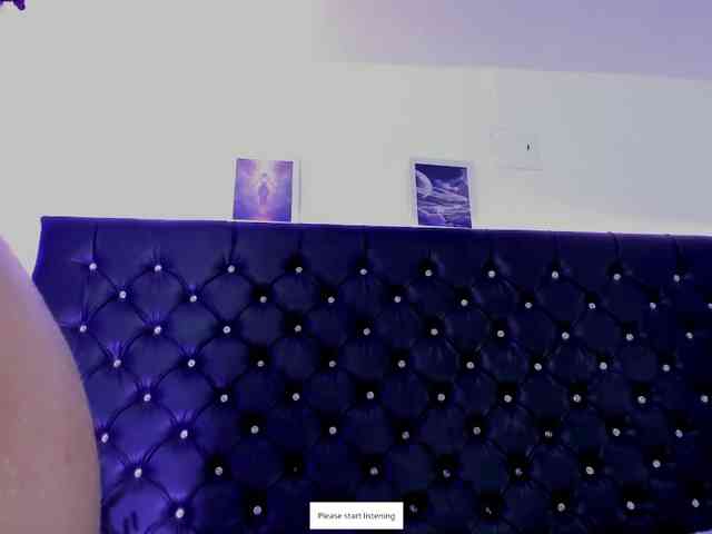 SharonStorm webcam