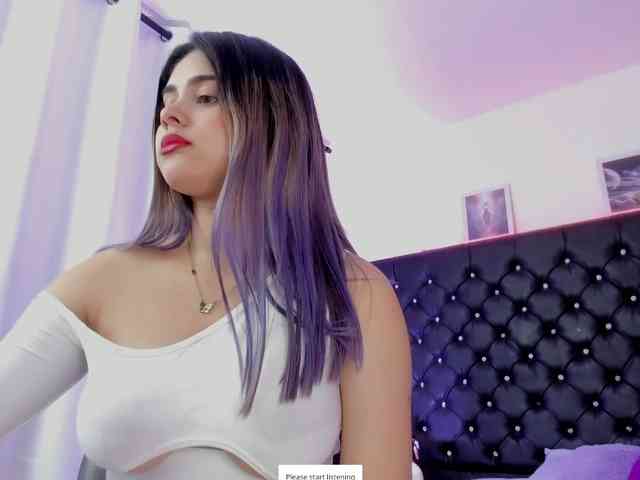 SharonStorm webcam