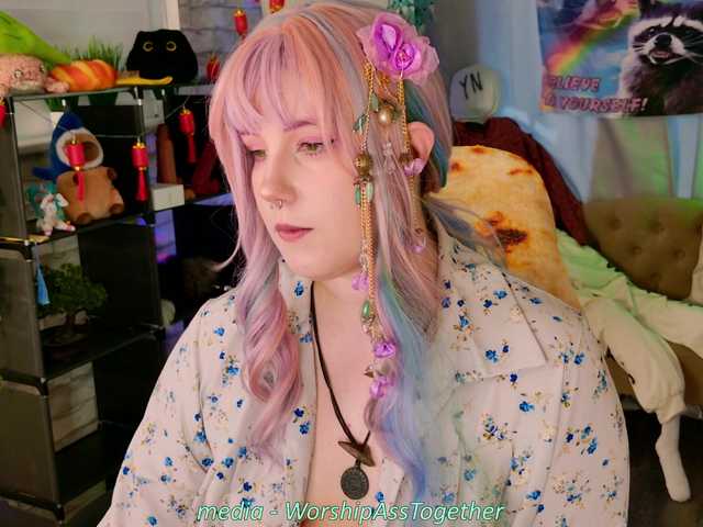 candy-yeah live cam on BongaCams