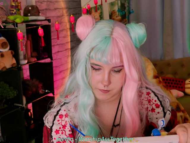 candy-yeah live webcam show