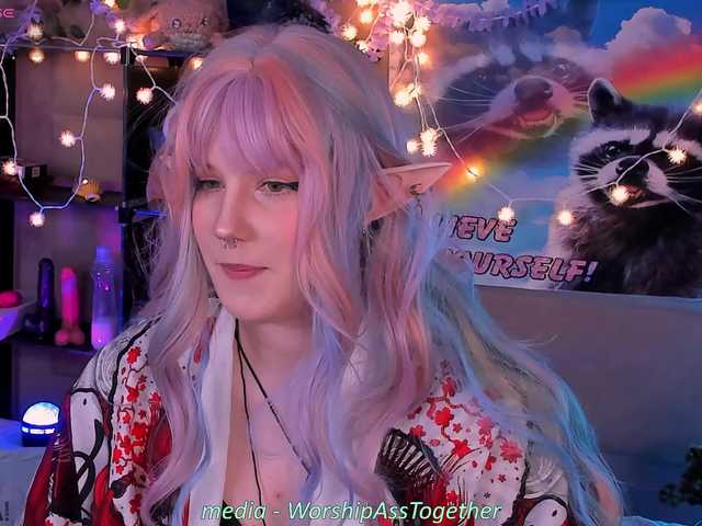 candy-yeah's BongaCams show and profile