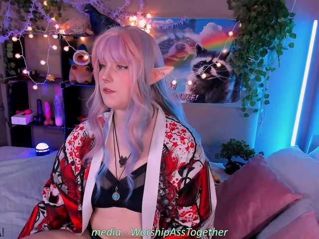 candy-yeah's BongaCams show and profile