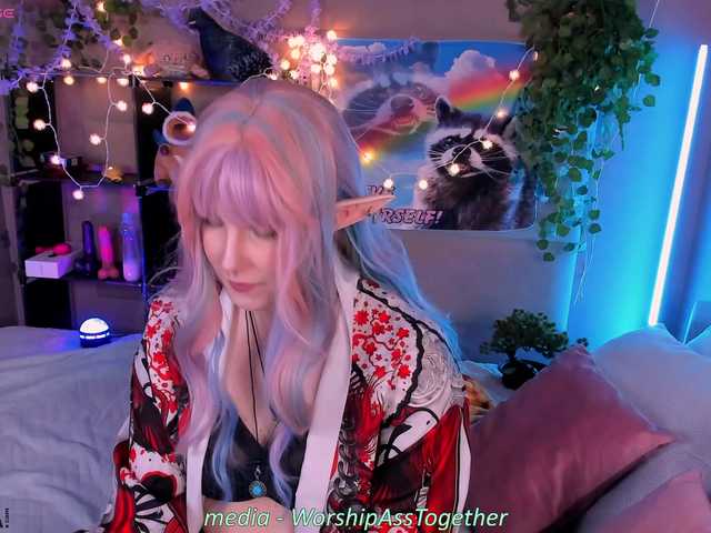 candy-yeah's BongaCams show and profile