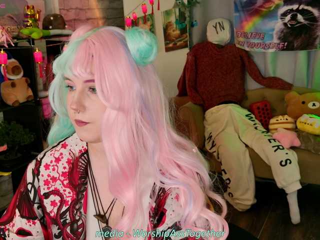 candy-yeah live webcam show