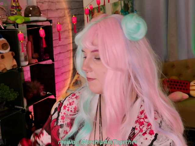 candy-yeah live sex show