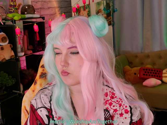 candy-yeah live webcam show