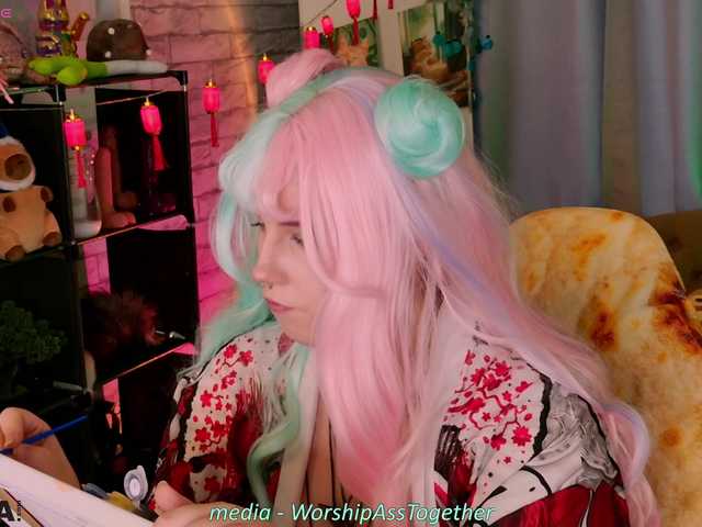 candy-yeah live webcam show