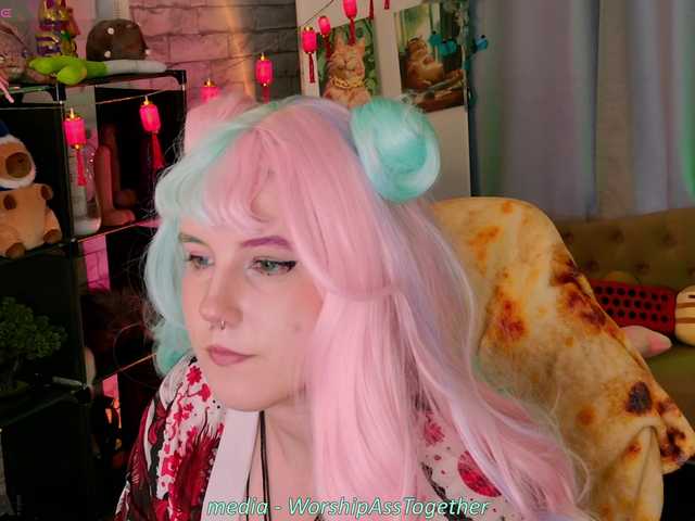 candy-yeah live webcam show
